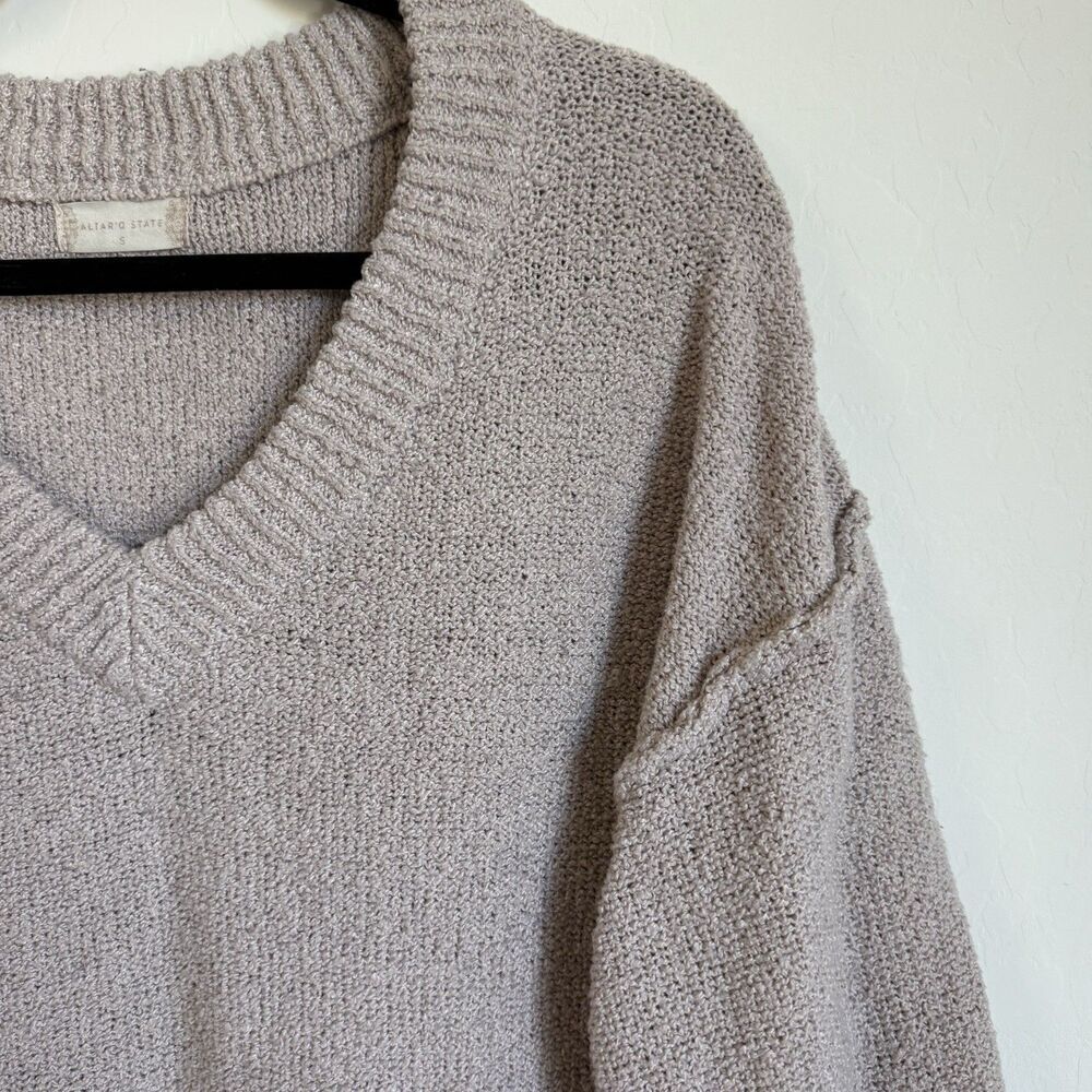 Altard State Beige Oversized V Neck Inside Out Hem Boucle Knit Pullover Sweater - Picture 4 of 15